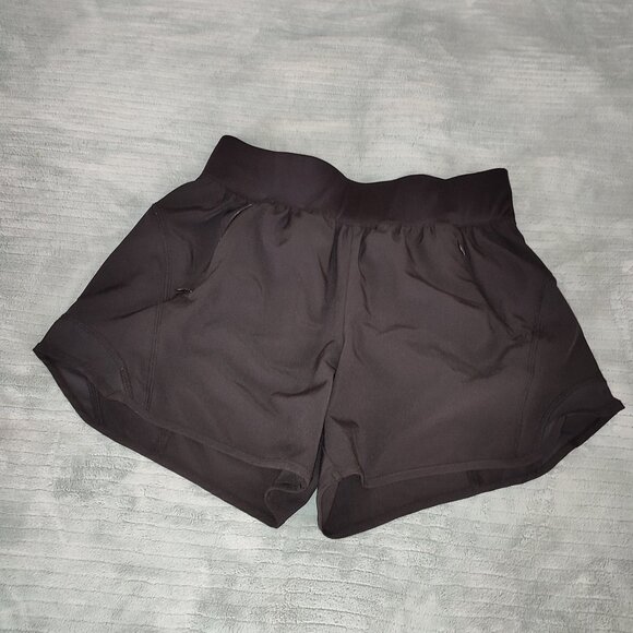 Tek Gear Workout Athletic Wear Size M Shorts Black Zipper Pockets Sportswear - Picture 1 of 12